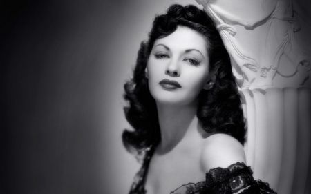 Yvonne De Carlo