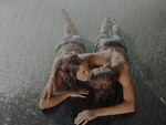 rain kissing