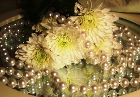 Chrysanthemums and pearls - mirror, flowers, yellow, chrysanthemums, nature, pearls