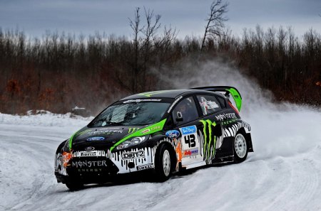 Ken Block and his Ford Fiesta - fiesta, block, winter, ford, 650 km, ken