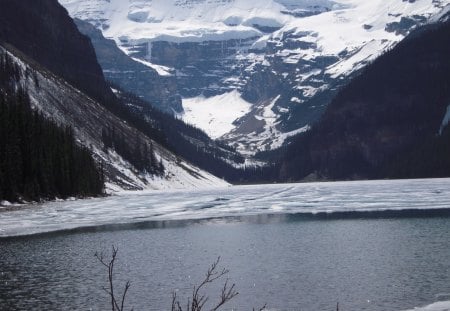 Lake Louise in June - lakes, mountains, spring, ice covered lakes