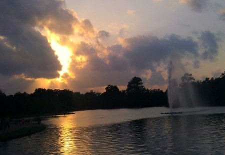 Sunset on the Horizon - dusk, fountain, sunset, water