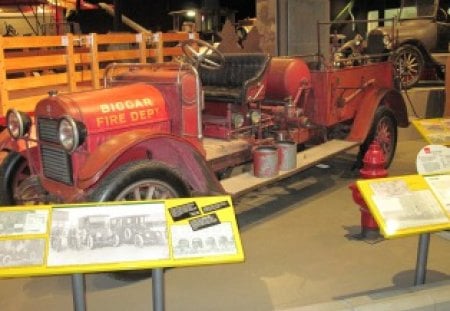 1925 Biggar fire dept. truck - Car, water tank, photography, buckets, truck, black, metal, seat, red