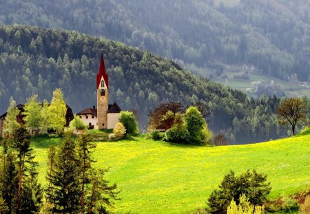 Beautiful chapel in mountain - nice, slope, trees, greenery, view, pretty, chapel, green, grass, building, mountain, hills, summer, lovely, peaks, nature, church, forest, beautiful