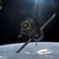 Soyuz Approaching Dock