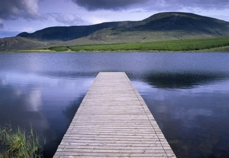 Paisagem Irlandesa - paisagem, agua, montanhas, ceu, natureza