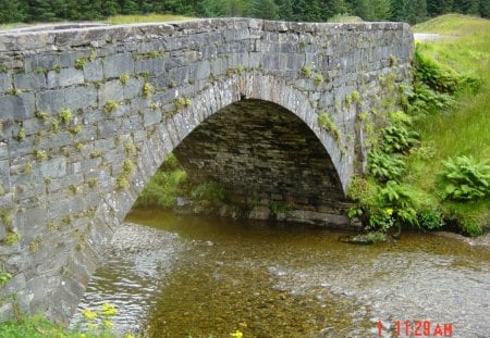 Old bridge - by-passed, a87, bridge, scotland