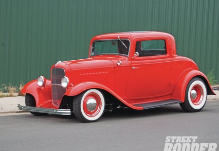 Quarter-Milestone Hot Rod - 32, white walls, red, classic