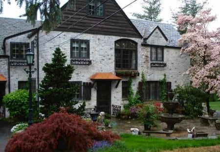 English Style Home - cottage, england, tudor, house, garden