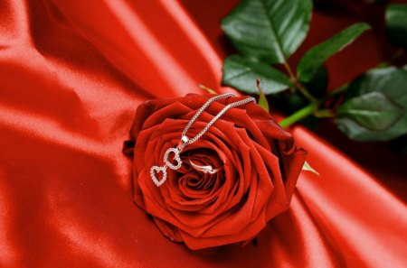 Rose of love - love, hearts, satin, red, necless, rose