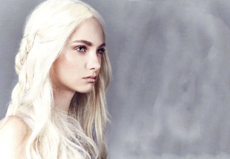 Daenerys Targaryen Cosplay - nice, woman, beauty, a song of ice and fire, marvellous, great, wonderful, super, fantasy, daenerys targaryen, amazing, pretty, daenerys targaryen cosplay, game of thrones, cute, skyphoenixx1, george r r martin, adorable, wallpaper, stunning, outstanding, picture, beautiful, sweet, awesome, cosplay, fantastic