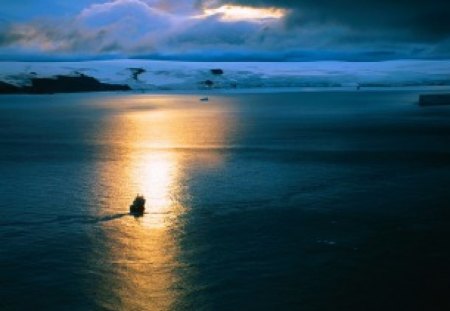 An Antarctic Sunset. - a, nice, very, of