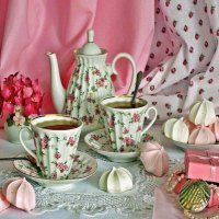 Lovely & Dainty Tea Setting