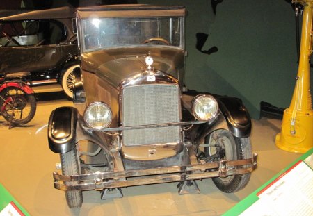 1922 Jewett automobile at Museum - nickel, jewett, car, photography, black