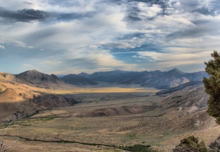 Toying at Toiyabe - beauty, sky, toiyabe, landscape, mountain, mountains, cloud, beautiful, clouds, scenery, skies