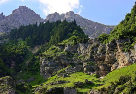 Mountain Green Part - green, mountain, canyon, towering