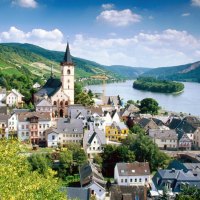 lorch village on the rhine river germany