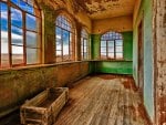 front room of an abandoned house hdr