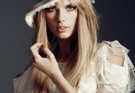 Taylor Swift - lady, actresses, stars, innocent, lovely, model, young, sweet, happy