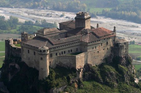 beautiful hilltop castle - hill, valley, castle, river