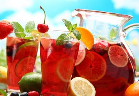 Perfect for summer - juice, fresh, drink, lemon, glass, red, summer, cherry