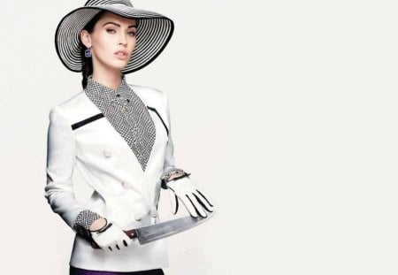 Megan Fox - megan, model, hat, beautiful, actress, megan fox, fox, knife