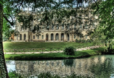 dynamic structure - water, trees, reflection, walkway