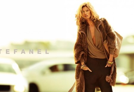 Gisele Bundchen - beauty, brands, stefanel, fashion, model