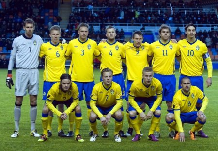 Euro 2012 - SWEDEN - white, soccer, yellow, tshirts, color, blue