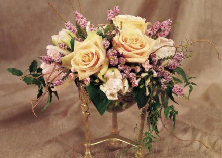 flower arrangement - flowers, cream colored flower, pink, leaves