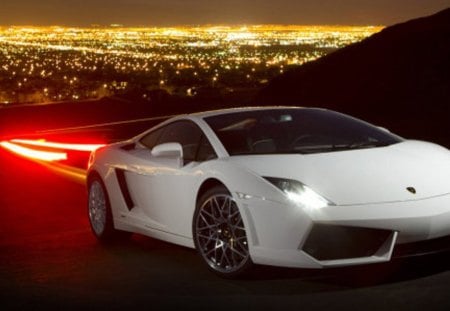 Lamborghini, In The City - lamborghini, muscle car, sports car, city, hot