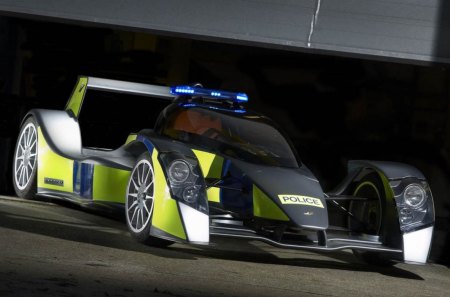 UK POLICE CAR