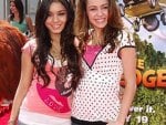 Miley Cyrus And Vannessa Ann Hudgens!!!!