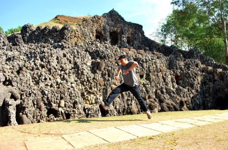 Sunyaragi Cave