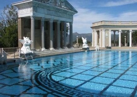 Swimming Pool Of The Rich and Famous - swimming pool, luxury, swimming, rich, pool