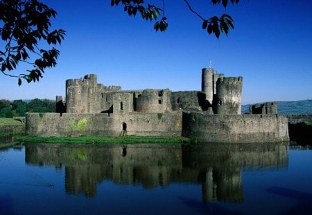 caerphilly castle wales - lake, reflection, ancient, castle