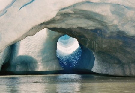 Hole - wallpaper, winter, freeze, frost, ocean, hd, sea, nature, snow, cold