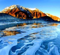 ICE BUBBLE LAKE