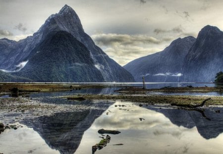 LAGO TRANQUILO - agua, nuvens, natureza, montanha