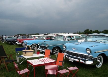 Nasco Yankee Meet 2012 - picnick, cars, tables, chairs, grass, sky