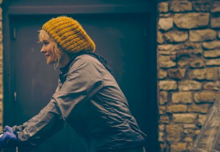 photography - women, cycle, door, female, model, girl, road