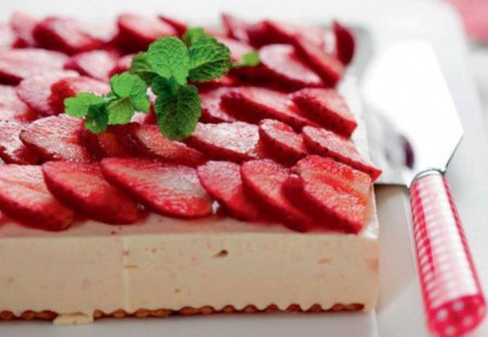 Strawberry bites - pic, image, wallpaper, fruit, picture, cake, cream, strawberries, wall, table, dessert, sweet, photo, photograph, plate