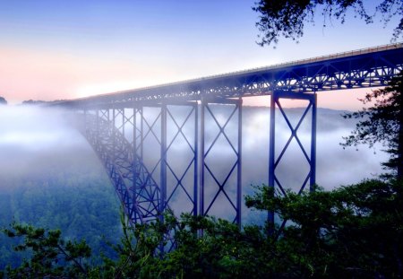 NEW RIVER GEORGE BRIDGE - arch, fog, steel, bridge