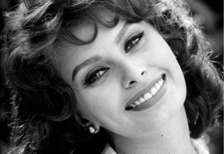 Sophia Loren - pretty  lady, cute eyes, female, italian actress, nice smile, black and white pic