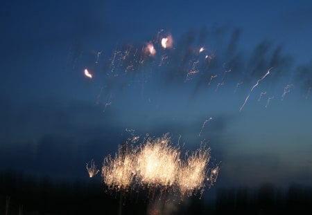 Fireworks 04 - white, blue, red, photography, light, fireworks