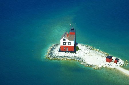 lighthouse on mackinac island michigan - island, lake, lighthouse, house