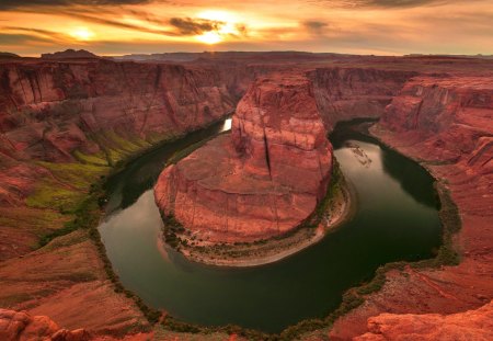 HORSESHOE - rock, river, canyon, horseshoe