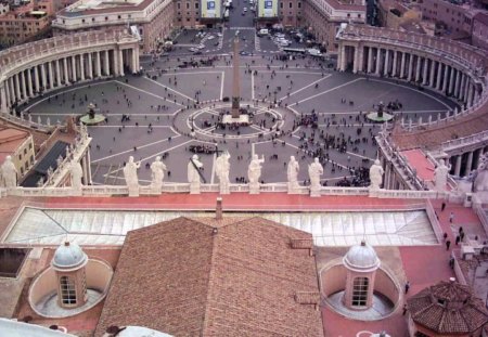 Piazza San Pietro in Rome, Italy - architecture, ancient, people, religious