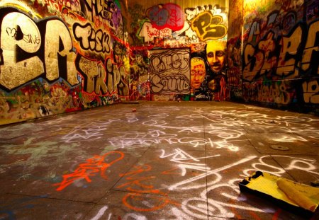 Graffiti Room - graffiti, room, abstract, beautiful