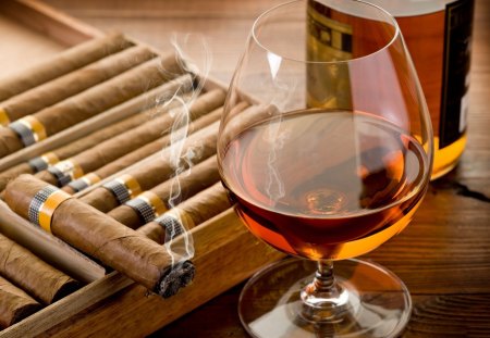 *** On the men's evening *** - alcohol, box, cigar, glass